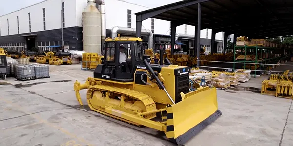 Bulldozer hydraulique sur chenilles YD160