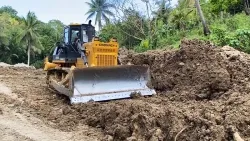 Bulldozer hydraulique sur chenilles YD220