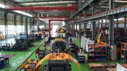 Atelier d’assemblage pour niveleuses et compacteurs routiers