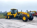 Niveleuse PY350T