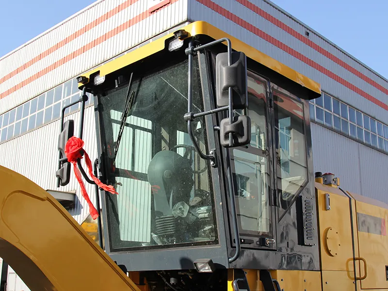 Niveleuse PY320T