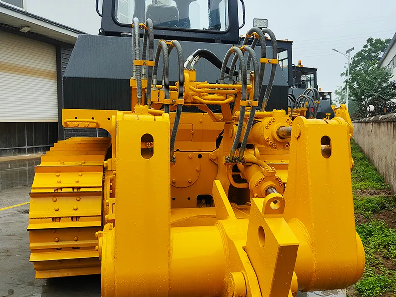 Bulldozer hydraulique sur chenilles YD255